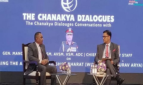 சுமுகமாக இருந்தாலும் சீனாவுடனான எல்லை சூழல் கணிக்க முடியாதது- ராணுவ தளபதி மனோஜ் பாண்டே