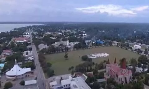 பசிபிக் கடல்பகுதியில் சக்திவாய்ந்த நிலநடுக்கம் - டோங்கா தீவில் சுனாமி எச்சரிக்கை விடுக்கப்பட்டதால் பரபரப்பு