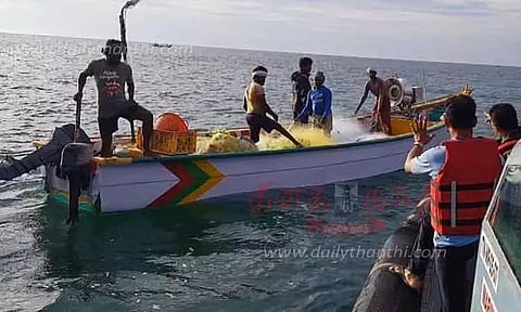 கன்னியாகுமரி கடலில் போலீசார் பாதுகாப்பு ஒத்திகை