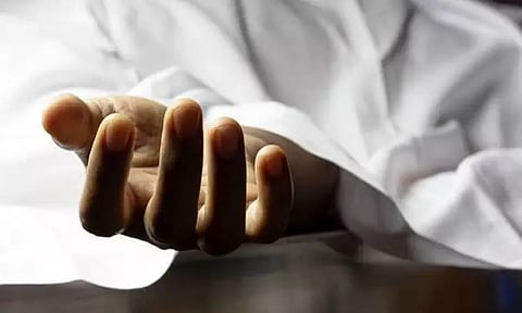 கரூரில் கழிவுநீர் தொட்டியில் விஷவாயு தாக்கி 3 பேர் உயிரிழப்பு...!