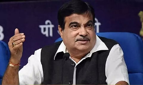 சுங்கச்சாவடி கட்டணத்தை 40 சதவீதம் வரை குறைக்க முடிவு - மத்திய மந்திரி நிதின் கட்கரி