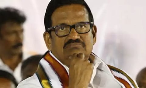 தமிழக காங்கிரசில் வெடித்தது கோஷ்டி மோதல்: கே.எஸ்.அழகிரிக்கு எதிராக மூத்த தலைவர்கள் போர்க்கொடி