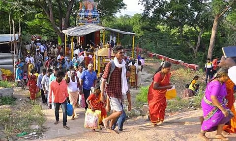 பலத்த மழை எச்சரிக்கை: சதுரகிரி கோவிலுக்கு செல்ல பக்தர்களுக்கு 4 நாட்கள் தடை