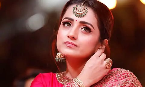 த்ரிஷா பகிர்ந்த முத்தக்காட்சி: வைரல் வீடியோ