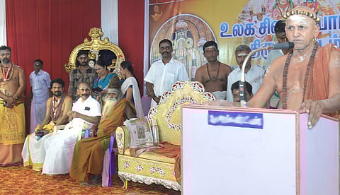 2,500 சாமி சிலைகளை கோவில்களுக்கு திரும்ப ஒப்படைக்க வேண்டும்; முன்னாள் போலீஸ் ஐ.ஜி. பொன்.மாணிக்கவேல் வலியுறுத்தல்