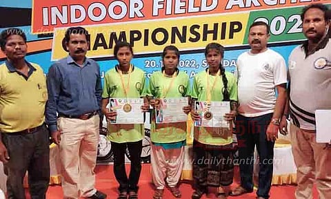 மாநில அளவிலான வில்வித்தை போட்டி: சு.ஆடுதுறை அரசு பள்ளி மாணவிகள் முதலிடம் பிடித்து சாதனை