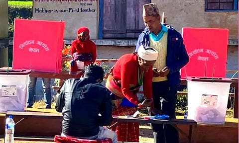 நேபாள நாடாளுமன்ற தேர்தலில் விறுவிறு வாக்குப்பதிவு: அரசியல் கட்சிகள் பலப்பரீட்சை