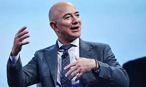 பொருளாதார மந்தம் ஏற்பட வாய்ப்பு: ஆடம்பர செலவுகள் செய்ய வேண்டாம் - அமேசான் நிறுவனர் எச்சரிக்கை