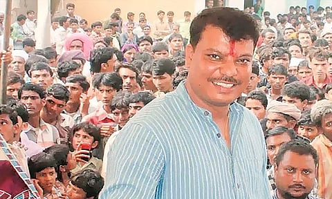 'என் கணவர் செக்ஸ் வெறி பிடித்தவர்' காங்கிரஸ் எம்எல்ஏ மனைவி சோனியா காந்தியிடம் புகார்!