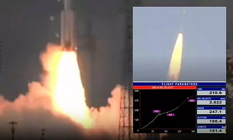 விண்ணில் வெற்றிகரமாக சீறிப்பாய்ந்தது இஸ்ரோவின் பி.எஸ்.எல்.வி. சி-54 ராக்கெட்..!