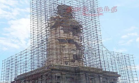 கன்னியாகுமரி: திருவள்ளுவர் சிலையில் காகித கூழ் பூசும்பணி தீவிரம்