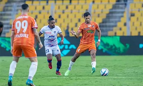 Image Courtesy : @IndSuperLeague twitter