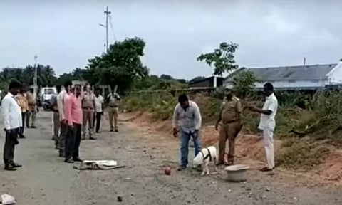 ரயில் நிலையத்தில் மர்ம பொருள் - வெடிகுண்டு நிபுணர்கள், மேப்பநாய் சோதனை: திண்டுக்கல்லில் பரபரப்பு