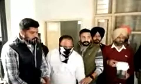 "பாகிஸ்தானில் இருந்து ட்ரோன் மூலம் இந்தியா வந்த மர்ம பார்சல்" - சோதனையில் அதிர்ந்த அதிரடிப்படை