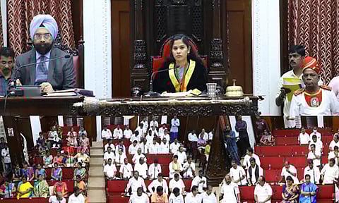 ரூ.786 கோடி நஷ்டத்தில் அம்மா உணவகங்கள்! இருந்தாலும் தொடர்ந்து இயங்கும் மேயர் பிரியா சொல்கிறார்...!