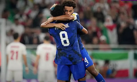 உலகக்கோப்பை கால்பந்து : ஈரானை வீழ்த்தி அமெரிக்க அணி வெற்றி