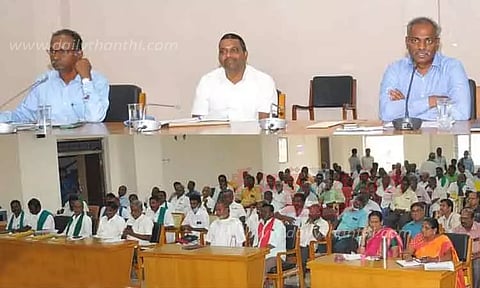 ராணிப்பேட்டையில் ஏரி, கால்வாய் ஆக்கிரமிப்புகளை அகற்ற வேண்டும்