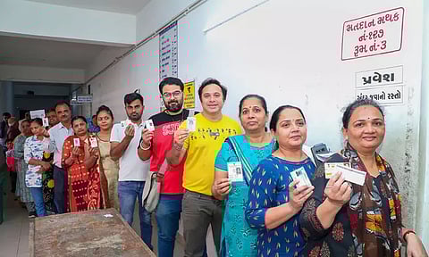 குஜராத் முதற் கட்ட தேர்தல்: வாக்குப்பதிவு நிறைவு - 56.88% வாக்குப்பதிவு