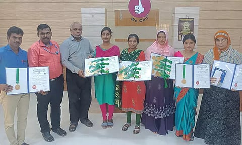 டாக்டர் ஆர்.கே.எஸ்.கல்வியியல் கல்லூரி மாணவர்களுக்கு பாராட்டு