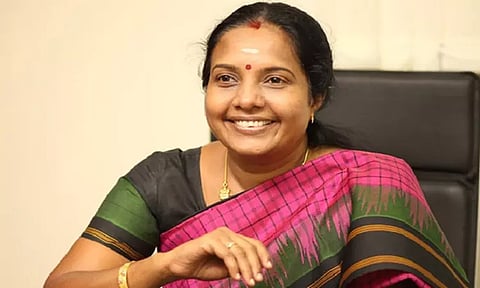 விவசாய நிலங்களை அழித்துவிட்டு தொழிற்பேட்டை அமைப்பதா? வானதி சீனிவாசன் கண்டனம்