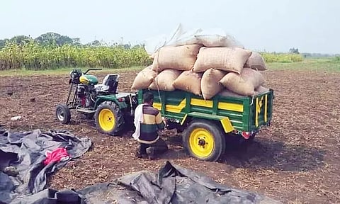 விவசாயி உருவாக்கிய 'புல்லட் டிராக்டர்'