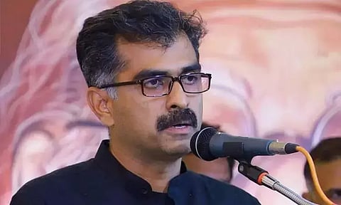 கவர்னர் தமிழக மக்களுக்காக செயல்பட வேண்டும் - துரை வைகோ