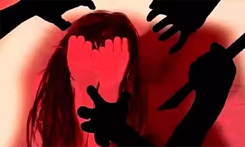 மும்பையில் பெண்ணை கூட்டு பலாத்காரம் செய்து சித்ரவதை செய்த கொடூரம்