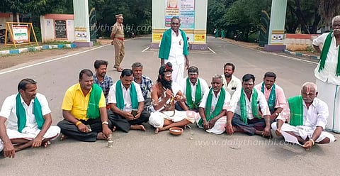 திருவண்ணாமலையில் விவசாயிகள் நூதன போராட்டம்