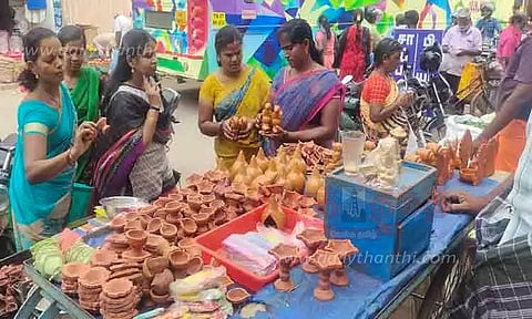 அகல் விளக்குகள் விற்பனை மும்முரம்