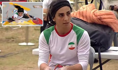 ஈரான்: ஹிஜாப் இல்லாமல் விளையாட்டு போட்டியில் பங்கேற்ற வீராங்கனையின் வீடு தகர்ப்பு.. -கண்கலங்கி நின்ற சோகம்!