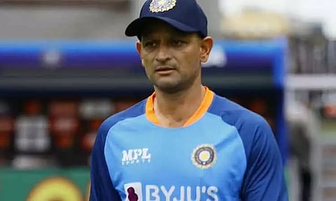 இந்திய மகளிர் கிரிக்கெட் அணியின் பேட்டிங் பயிற்சியாளராக கனிட்கர் நியமனம்