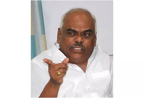 கே.எச்.முனியப்பா-ரமேஷ்குமார் ஆதரவாளர்கள் இடையே மோதல்