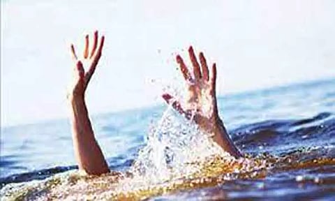 கோபி அருகே தண்ணீரில் மூழ்கி தொழிலாளி பலி