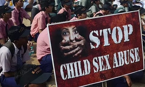 5 வயது சிறுமியை லிப்டில் பாலியல் வன்கொடுமை செய்த ஏசி மெக்கானிக்