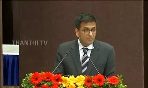 பாலுறவுக்கு சம்மதம் தெரிவிக்கும் வயதை மறுபரிசீலனை செய்ய வேண்டும் - சுப்ரீம் கோர்ட்டு தலைமை நீதிபதி டி.ஒய். சந்திரசூட்