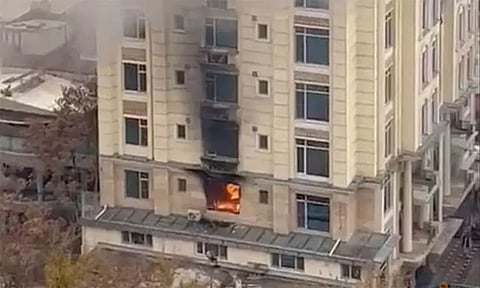 ஆப்கானிஸ்தான்: காபூலில் உள்ள ஓட்டல் அருகே துப்பாக்கி சூடு - 3 பேர் பலி