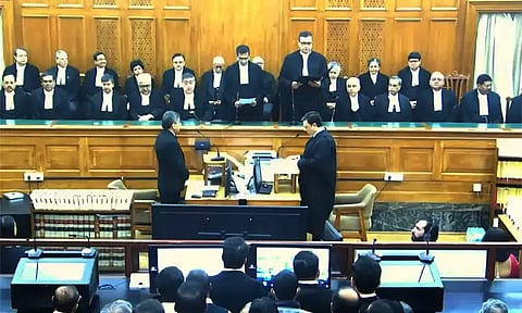 சுப்ரீம் கோர்ட்டு நீதிபதியாக தீபாங்கர் தத்தா பதவியேற்பு