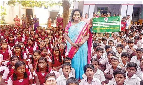 'மாண்டஸ்' புயலை எதிர்கொண்ட விதத்தில் தமிழக அரசு சிறப்பாக செயல்பட்டது -தமிழிசை சவுந்தரராஜன் பேட்டி