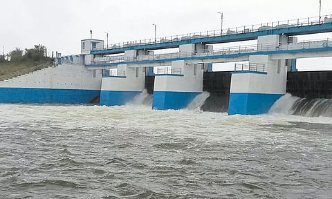 தொடர் மழையால் நீர்வரத்து அதிகரிப்பு: செம்பரம்பாக்கம் ஏரியில் இருந்து 3 ஆயிரம் கனஅடி நீர் திறப்பு