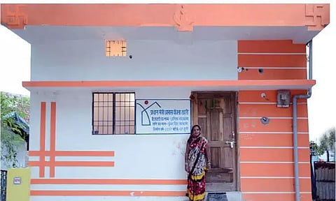 அனைவருக்கும் வீடு திட்டத்தின் கீழ் தமிழகத்திற்கு 11 ஆயிரம் கோடி ரூபாய் நிதி ஒதுக்கீடு - மத்திய அரசு பதில்