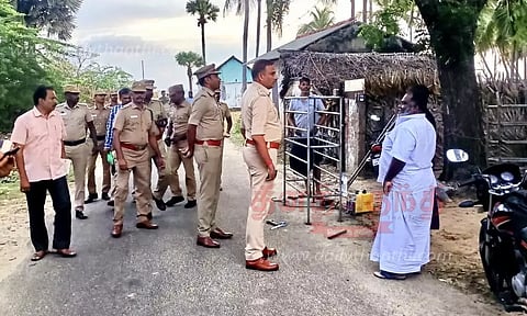 புதிதாக 4 இடங்களில் சோதனை சாவடிகள்