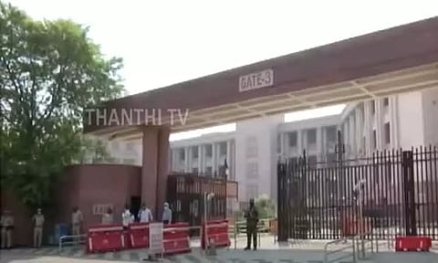 சீக்கியர்களை சுட்டுக்கொன்ற வழக்கில் 43 போலீசாருக்கு 7 ஆண்டுகள் கடுங்காவல் தண்டனை விதிப்பு