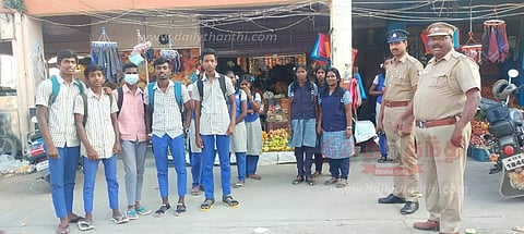 போதை பொருள் குறித்து மாணவ- மாணவிகளுக்கு விழிப்புணர்வு