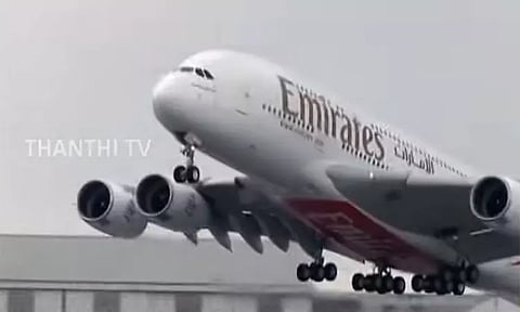 துபாய் விமான நிலையத்தில் சென்னை பயணிக்கு மன உளைச்சல் - இழப்பீடு வழங்க நுகர்வோர் கோர்ட்டு உத்தரவு