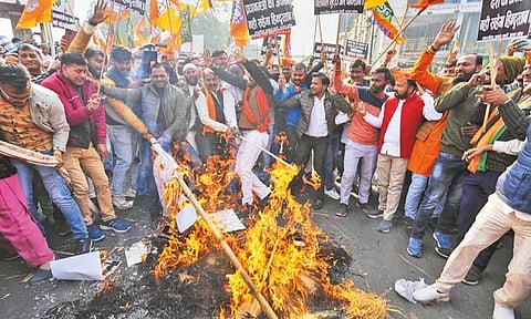 பிரதமர் மோடி குறித்த அவதூறு கருத்து: பாகிஸ்தானுக்கு எதிராக பா.ஜனதா போராட்டம்