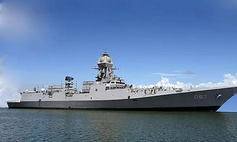 மும்பையில் நடந்த விழாவில் 'மர்மகோவா' போர்க்கப்பல் கடற்படைக்கு அர்பணிப்பு