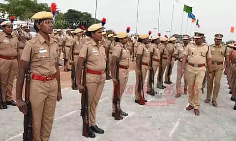 ஆயுதப்படை உபகரணங்களை போலீஸ் டி.ஐ.ஜி. ஆய்வு