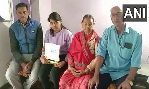 உத்தரபிரதேசம்: இந்திய விமானப்படையின் போர் விமானத்தை இயக்கப்போகும் முதல் இஸ்லாமிய பெண்