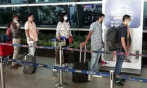 தற்போதைய சூழலில் பொது முடக்கம் தேவை இல்லை - பிரபல மருத்துவ நிபுணர்கள்