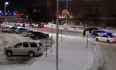 அமெரிக்காவில் வணிக வளாகத்தில் துப்பாக்கி சூடு; ஒருவர் பலி